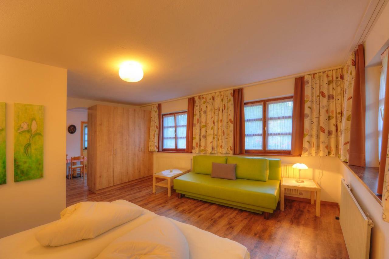 Wally Berg-Appartements 잼스 외부 사진
